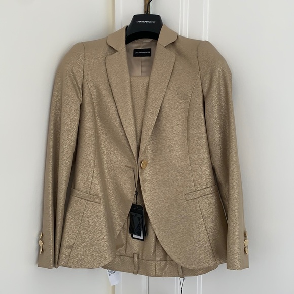 Euphoria Armani suit